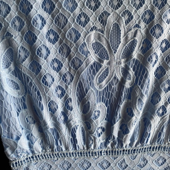 NWOT Half Sleeve V Neck Button Detail Lace Embroidery Dress Size Small - Picture 9 of 10